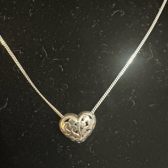 Lois Hill 925 mini heart necklace - Picture 6 of 8